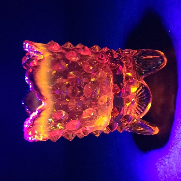 Vintage Footed Fenton Hobnail Toothpick Holder - Picture 13 of 16